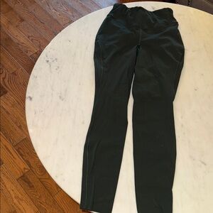 Lululemon Wunder Under Olive Green Leggings. Size 8. EUC.